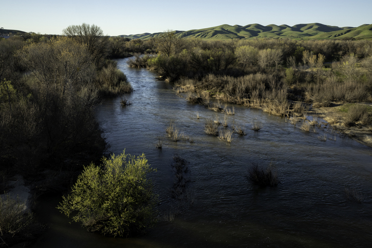 Difference Between Creek and Stream